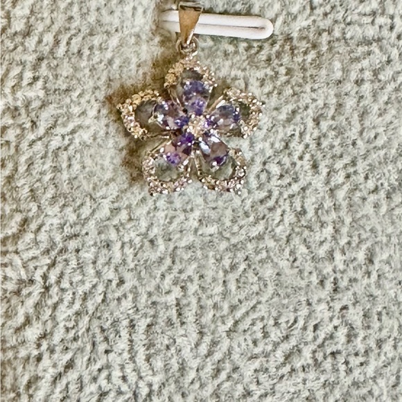 Tanzanite Spinner Purple Flower Pendant - Picture 4 of 4